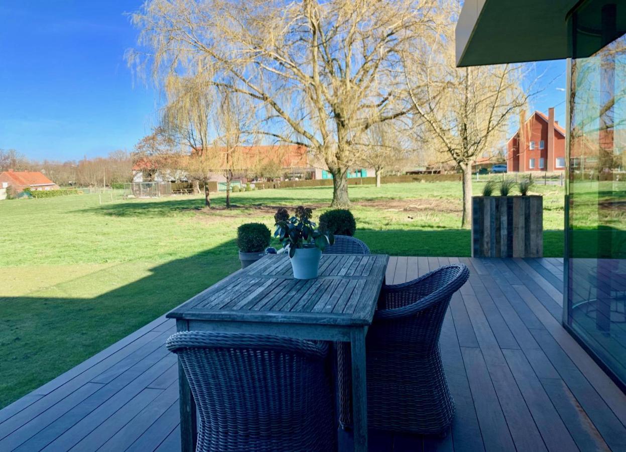 Koekeloeren Villa Hooglede Luaran gambar